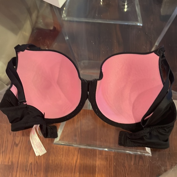 Pink black 32DD wire slight pad bra - Picture 2 of 3
